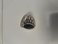CS1254/2025 SILVER RING WITH BLACK STONE